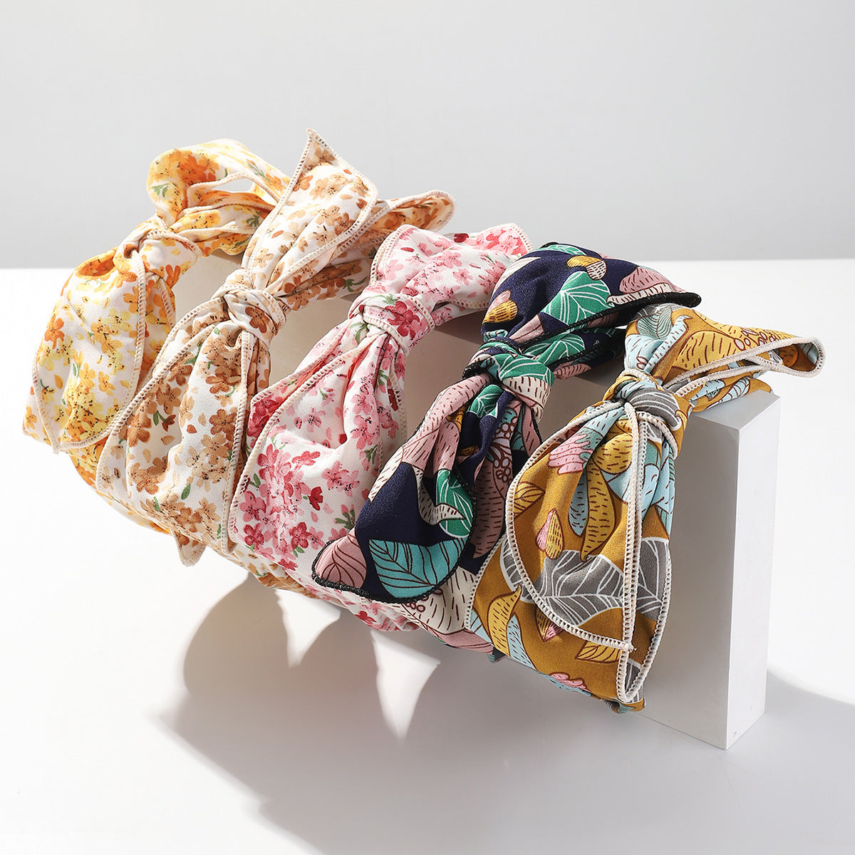 Colorful Floral Pattern Bow Hairband for Boho Women