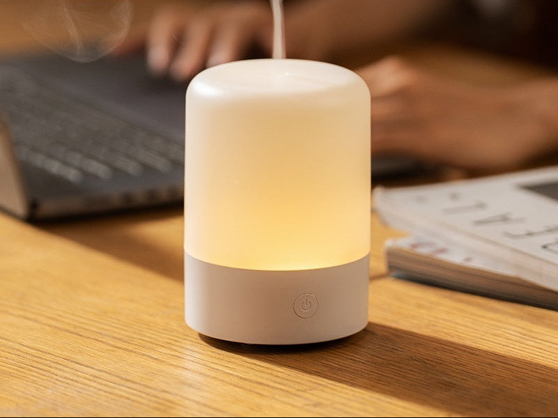Small Humidification and Aromatherapy Diffuser with Soft Light