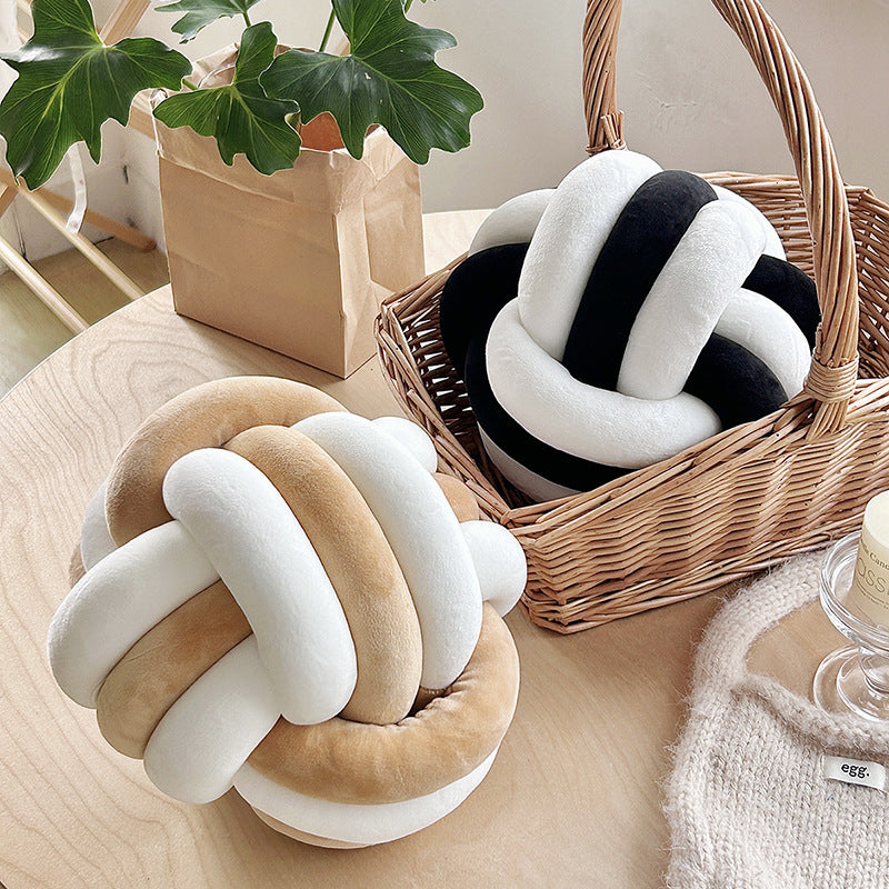 Knot Shape Decorative Bohemian Pillow