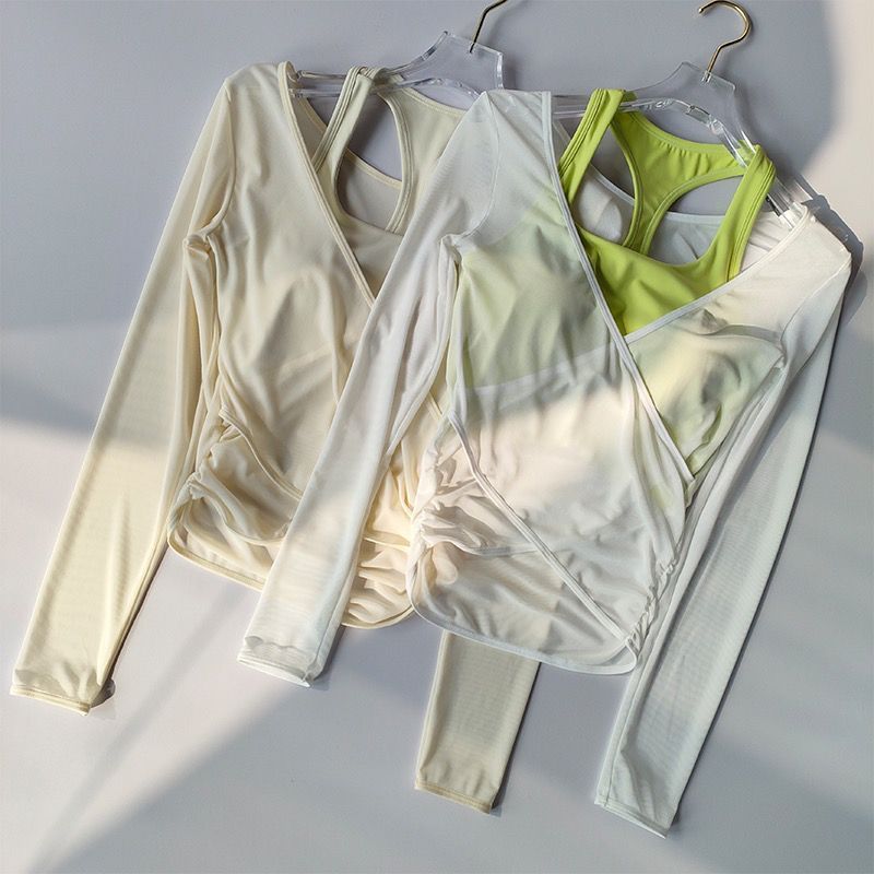 Long Sleeve Yoga Blouse with Bult In Bra