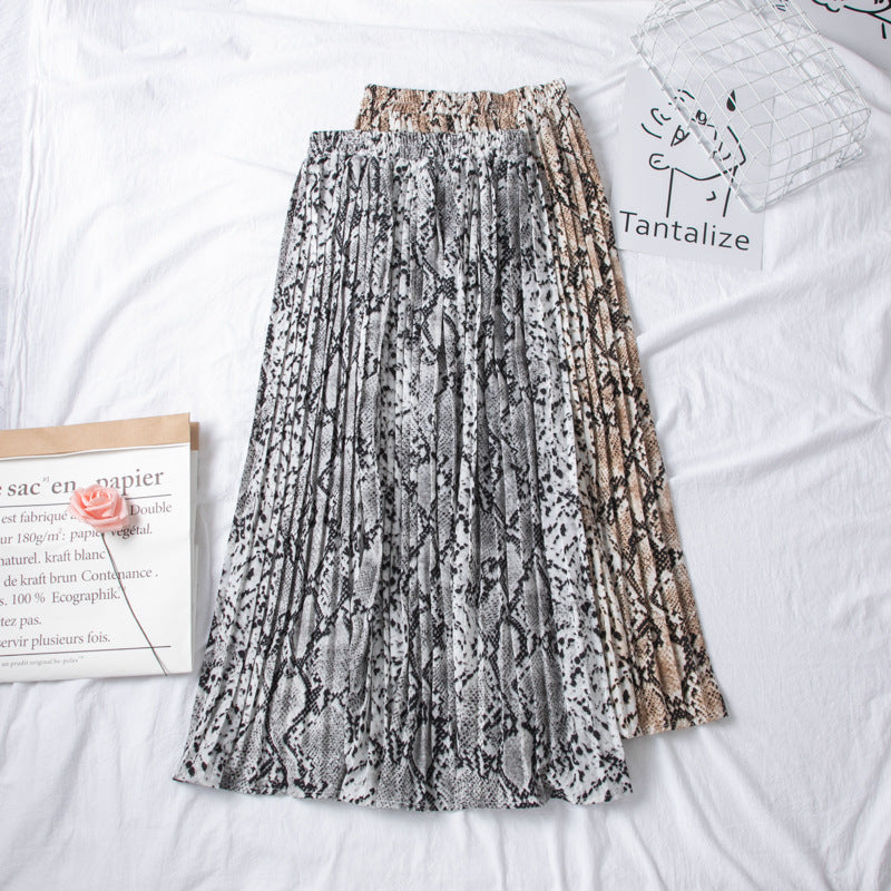 Bohemian Snake Print Pleated Skirt