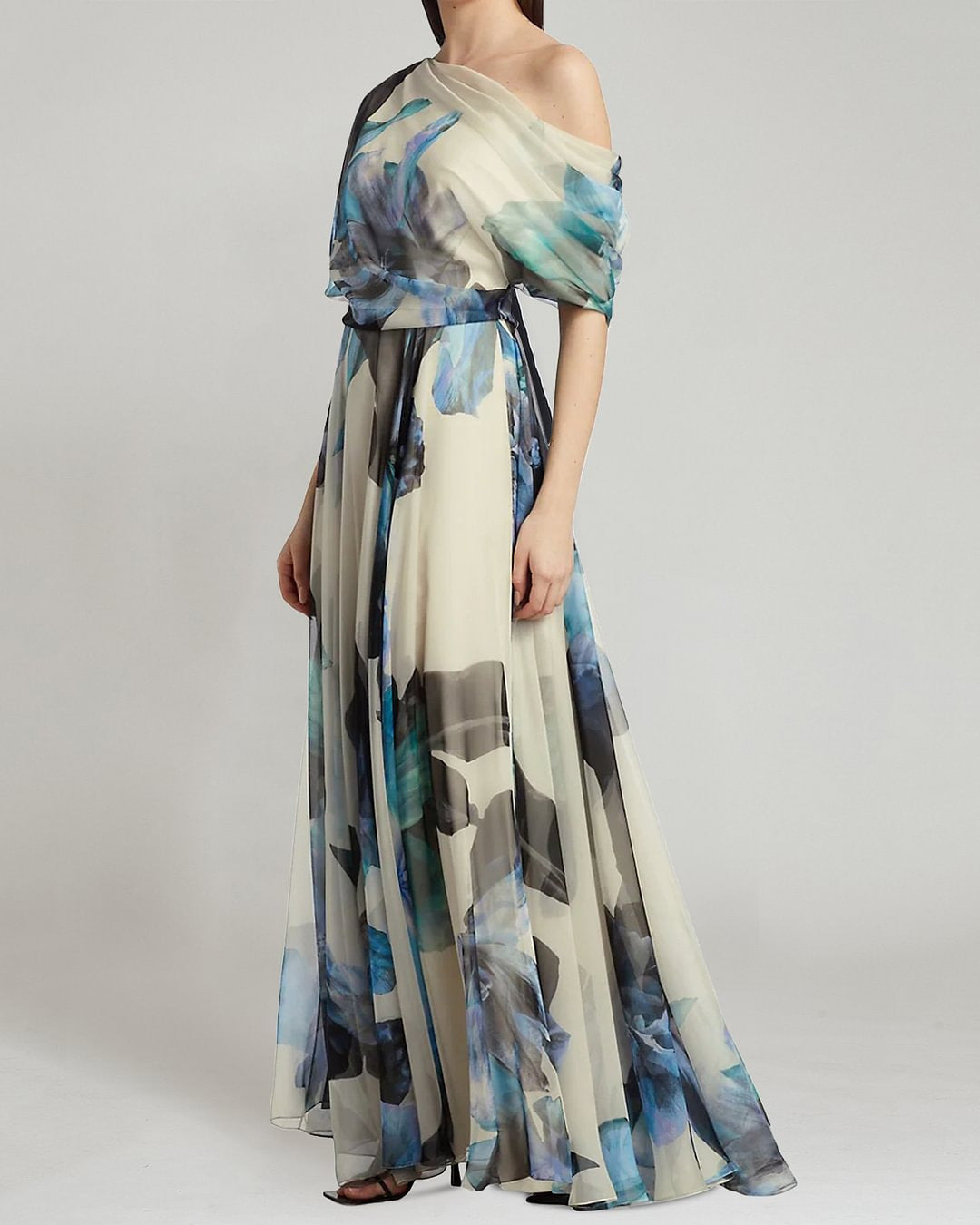 Step into elegance and timeless style with the Bohemian Printed Mother of the Groom or Bride Dress—a perfect choice for mothers who want to look sophisticated yet relaxed with a touch of boho chic flair. Designed for those who love flowy, earthy, and comfortable looks, this dress brings together a harmonious blend of high-quality fabric, beautiful prints, and effortless charm. Whether you’re attending a beach wedding, a garden ceremony, or a rustic outdoor celebration, this boho dress ensures you feel grace