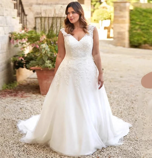 White Long Tail Boho Wedding Dress for Plus Size Women