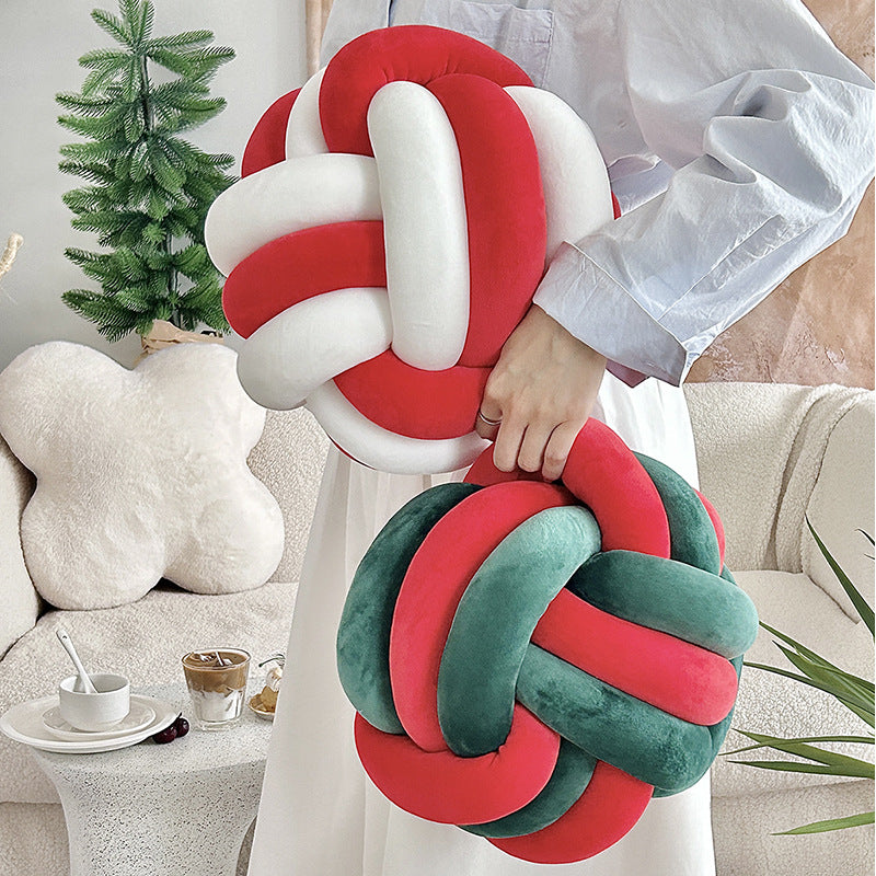 Knot Shape Decorative Pillow
