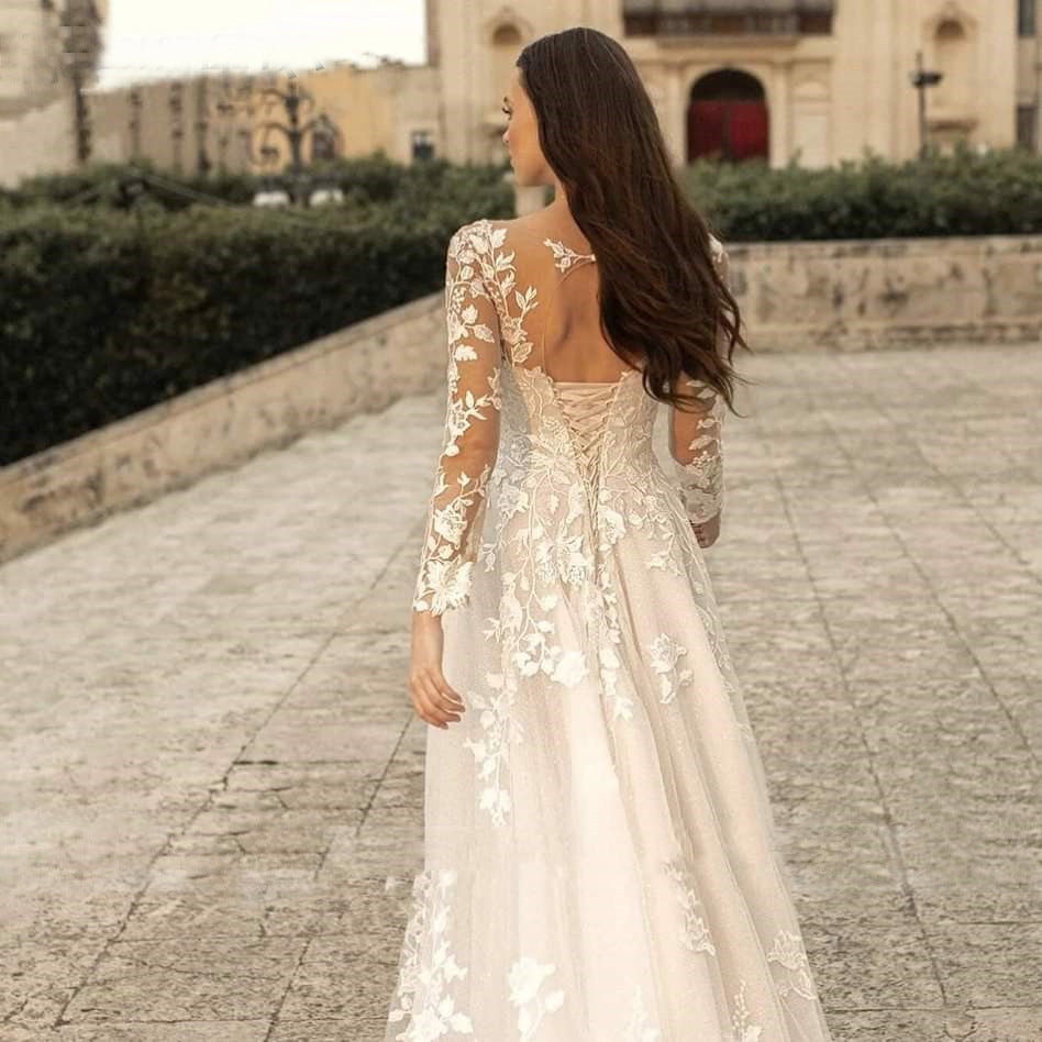 Long Tail Embroidered Boho Chic Wedding Dress