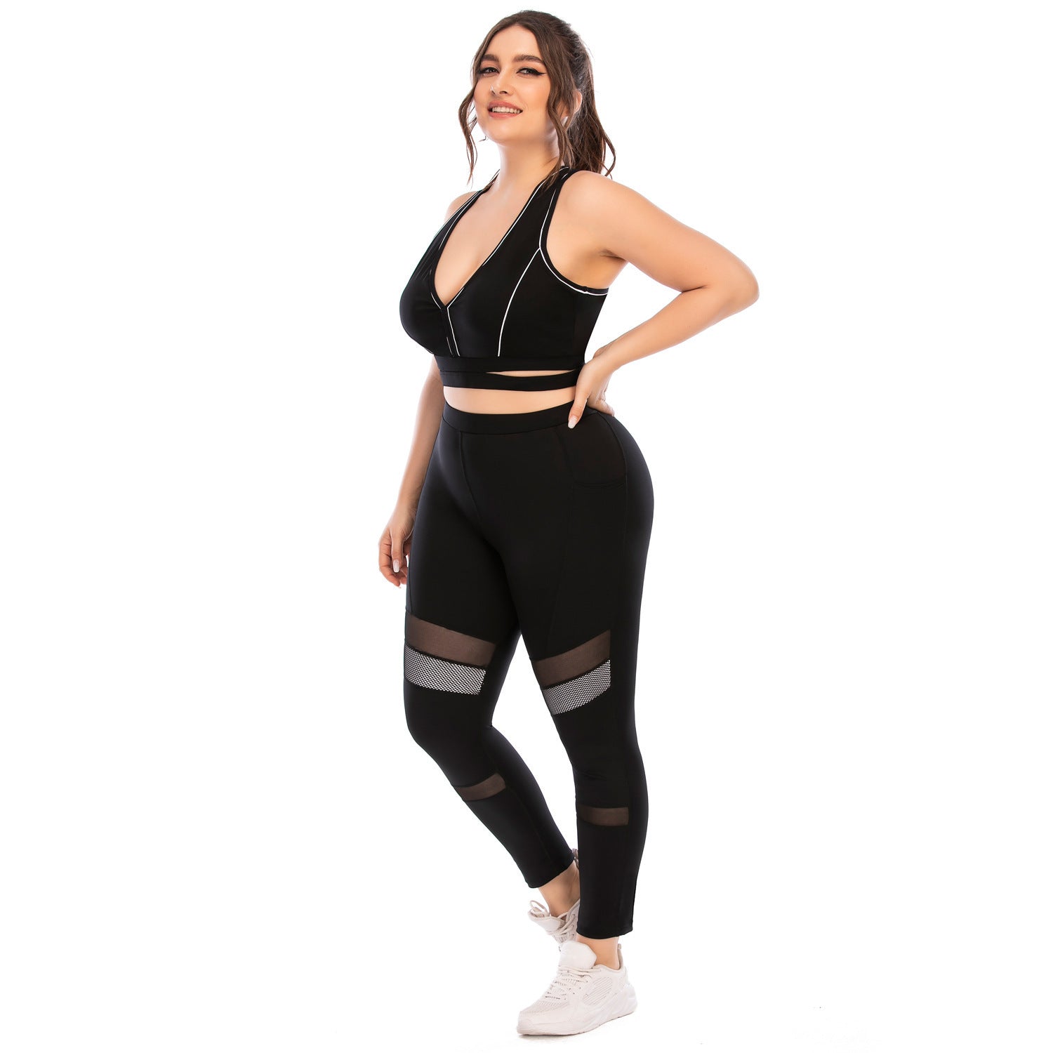 Black Plus Size Yoga Set - Leggings and Sports Bra Co Ord