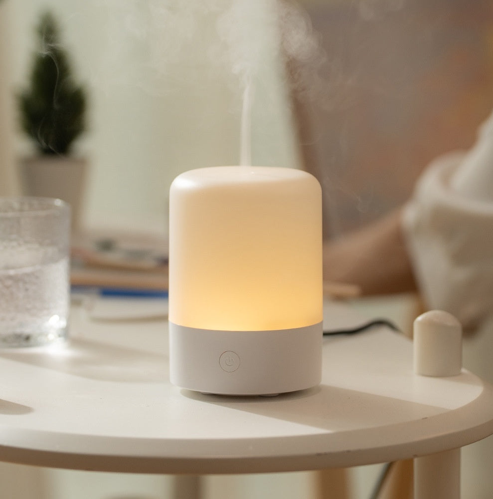 Small Humidification and Aromatherapy Diffuser with Soft Light