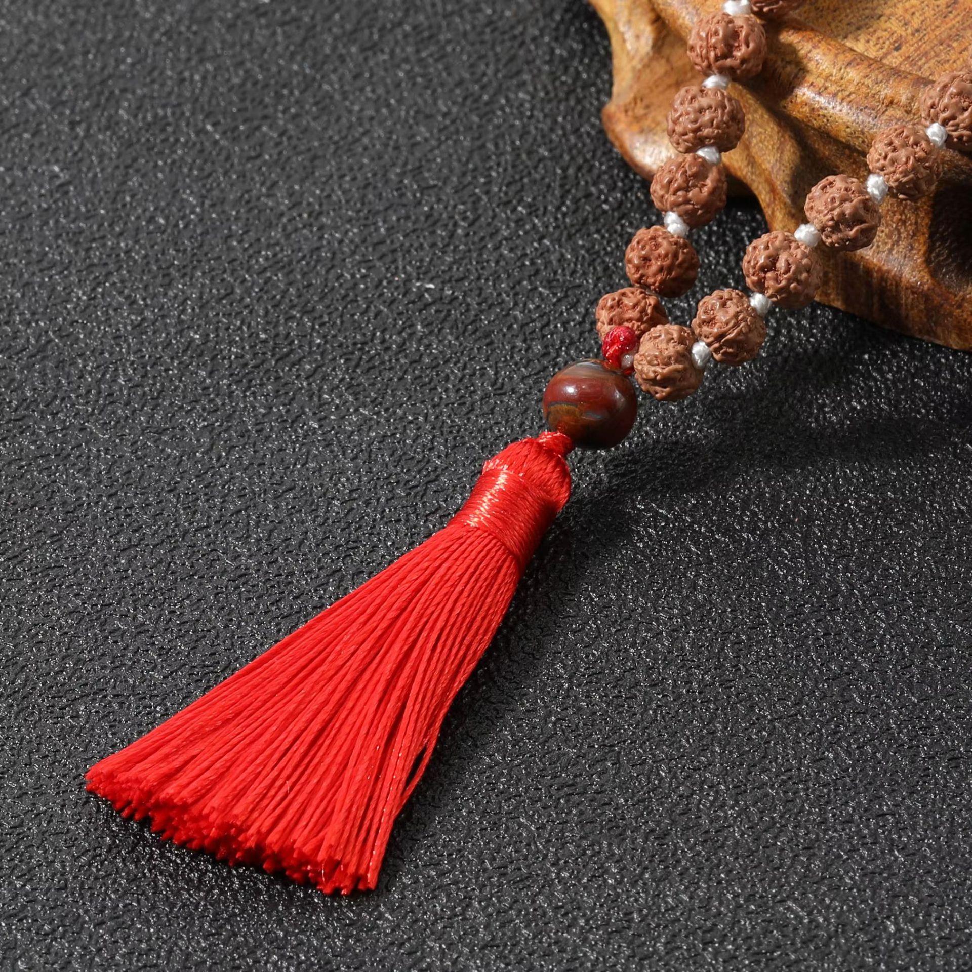 Traditional Mala Bead Loop red Tassel