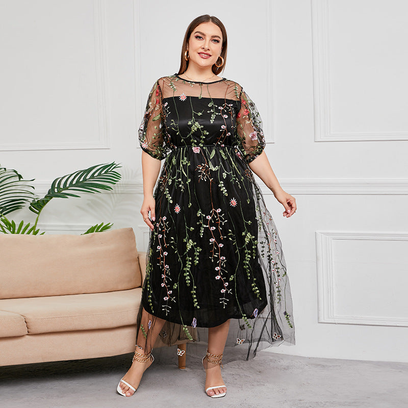 black Floral Embroidery Midi Plus Size Dress