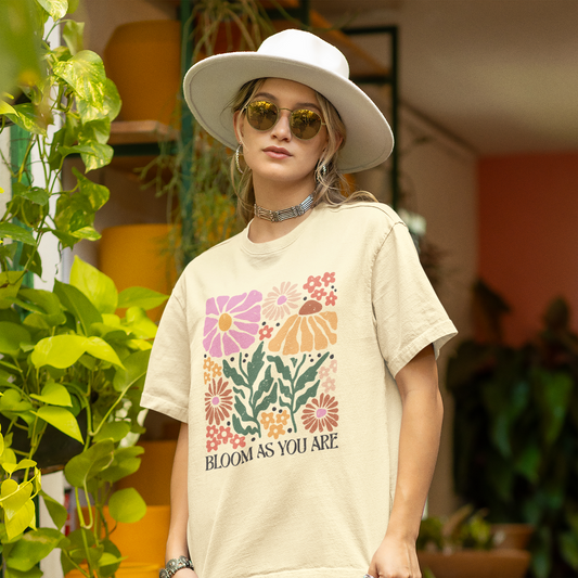 Women's Boho Bloom Relaxed Fit T-Shirt – Soft Cotton Floral Tee